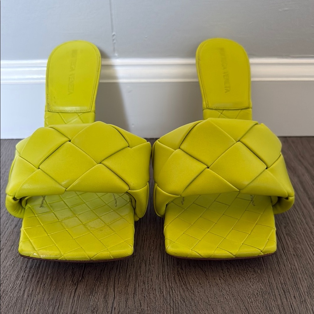 BottegaVeneta Lido Intrecciato Leather Mules